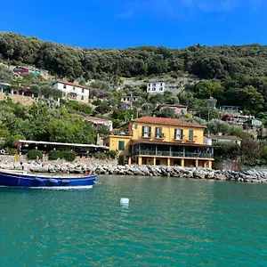 Lorena , Porto Venere Italië